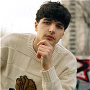 Lezioni di chitarra elettrica utilizzata nella musica moderna Pop/Urban